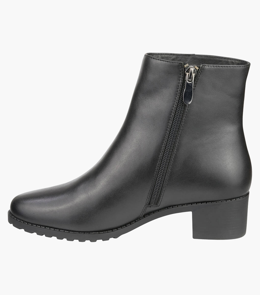 women's round toe ankle boots